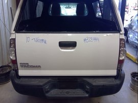 2010 TOYOTA TACOMA, WHITE, EXTD CAB, 2.7L, AT, 2WD, Z2599